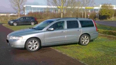 Volvo V70 2_s.jpg